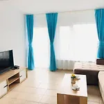 Nikola- Family فندق