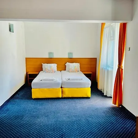 Nikola- Family Szálloda