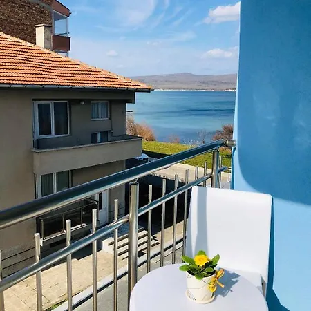 Nikola- Family Szálloda