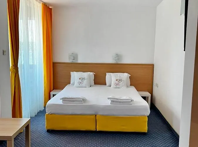 Nikola- Family Πριμόρσκο