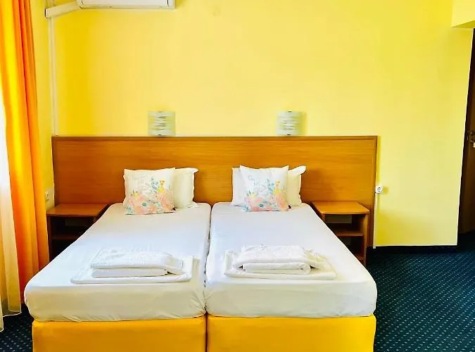 Nikola- Family Πριμόρσκο