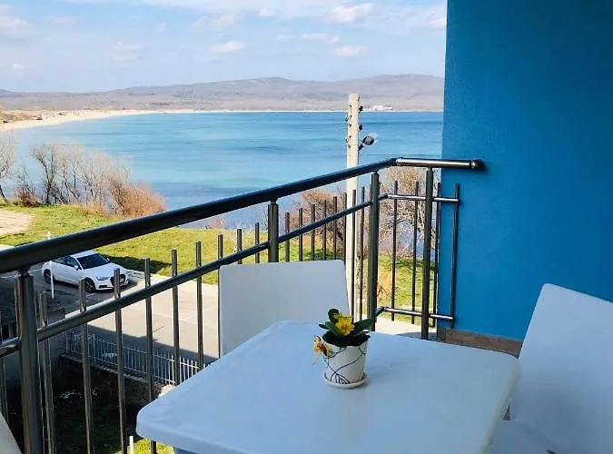 Nikola- Family 2* Πριμόρσκο