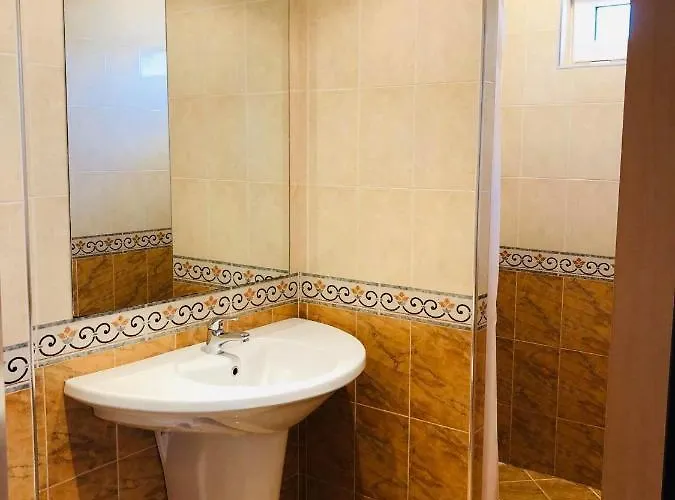 Nikola- Family Приморско