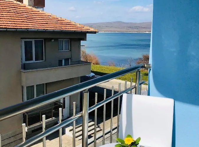 Nikola- Family Отель